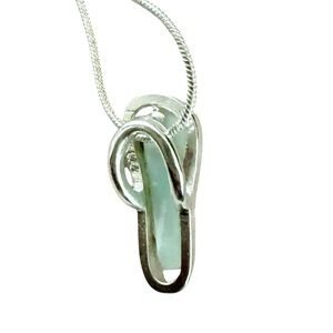 NWOT 925 Silver Flip-Flop Necklace